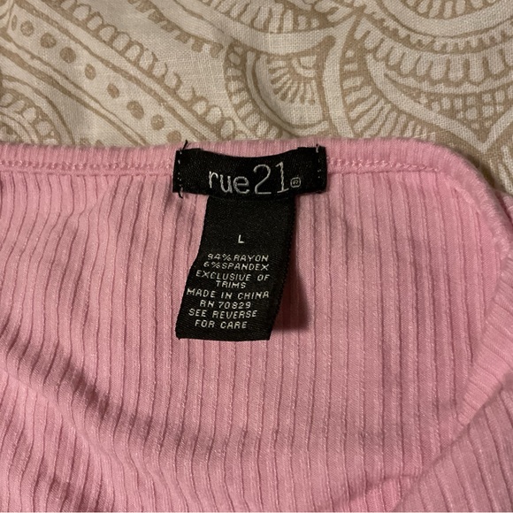 Rue21 Pink Ribbed Top large - Picture 5 of 8